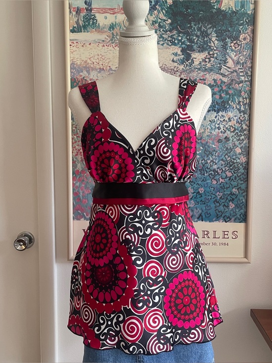 A. Byer Tops - Babydoll Tank Top Womens Large Red Swirl Print Empire Waist Boho Euro Whimsy Y2K